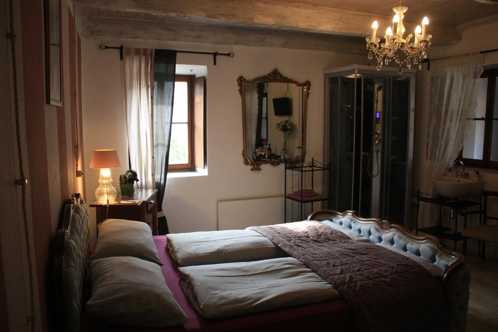 Affittacamere Casa Archi Losone Room photo