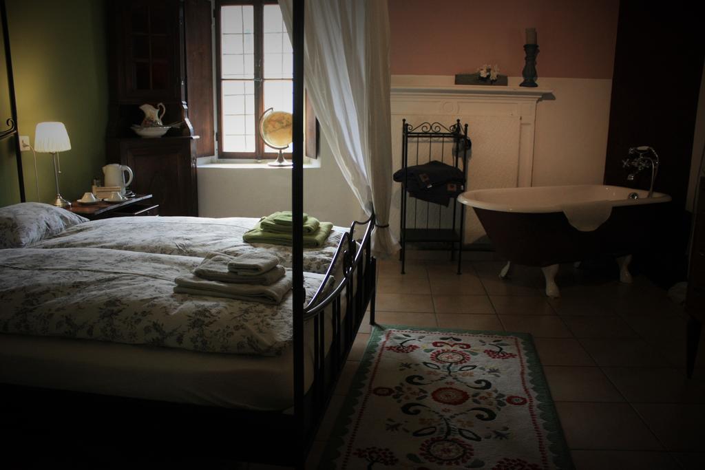 Affittacamere Casa Archi Losone Room photo